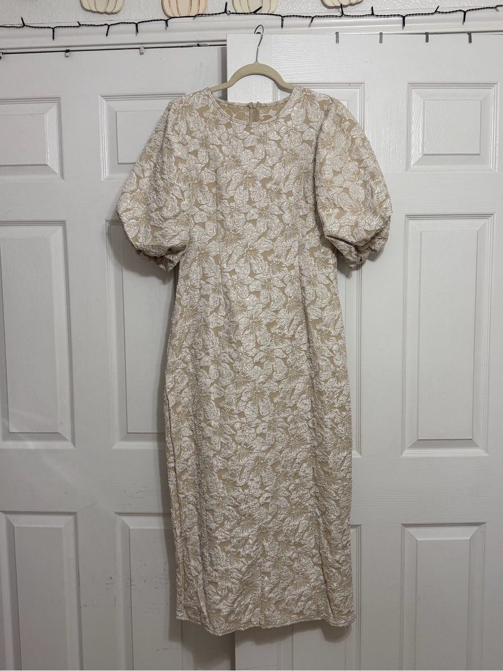 SHEIN Cream Floral Puff-Sleeve Midi Dress